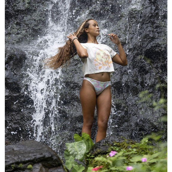 NWT Roxy Haleiwa Moment Cropped Baby T Shirt - Picture 3 of 12